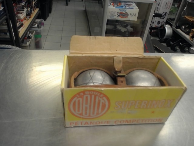 2 boule a petancle