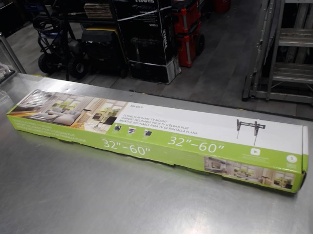 Tilting wall mount 32''-60''