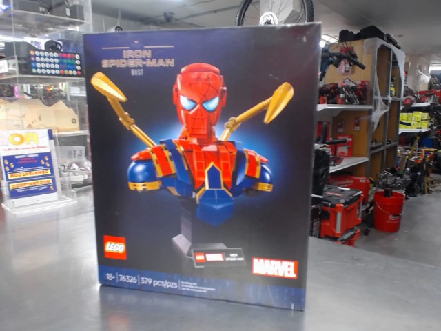 Lego spider-man bust
