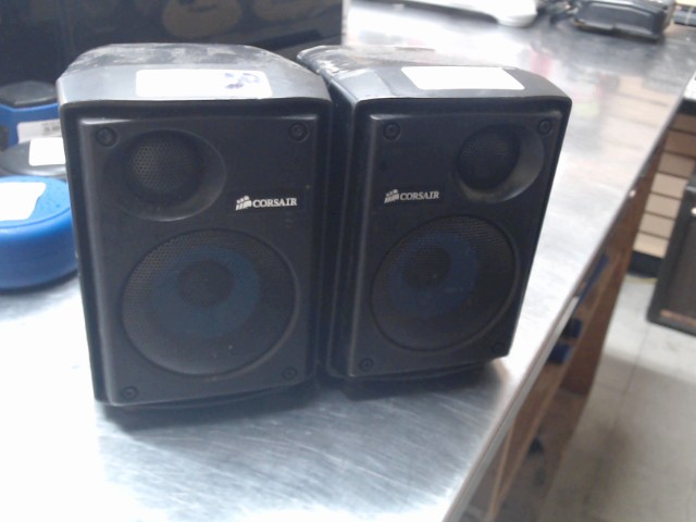 Set speaker corsair