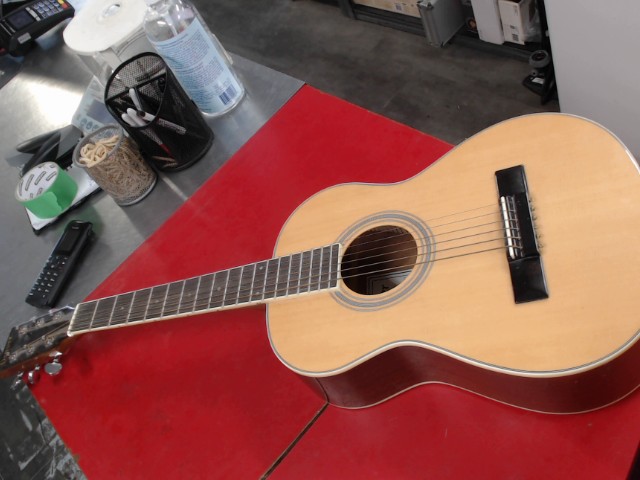 Guitare acoustique