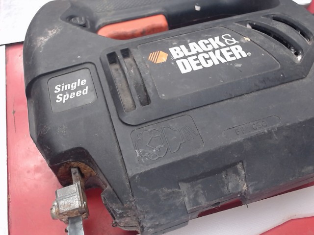 Scie sauteuse black decker