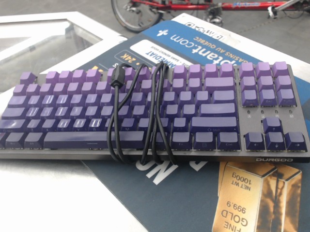 Clavier gaming mechanic rgb