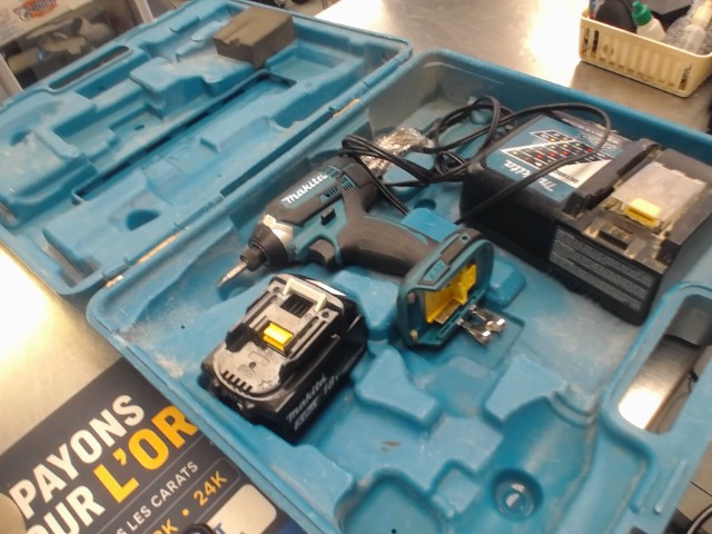 Impact makita bat+ charg dans coffre