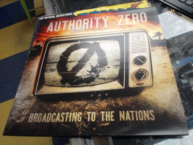 Broadcasting to the nation vinyl