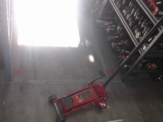Jack auto 3.5tonnes+barre