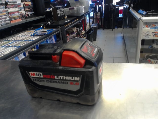 Batterie milwaukee 9.0