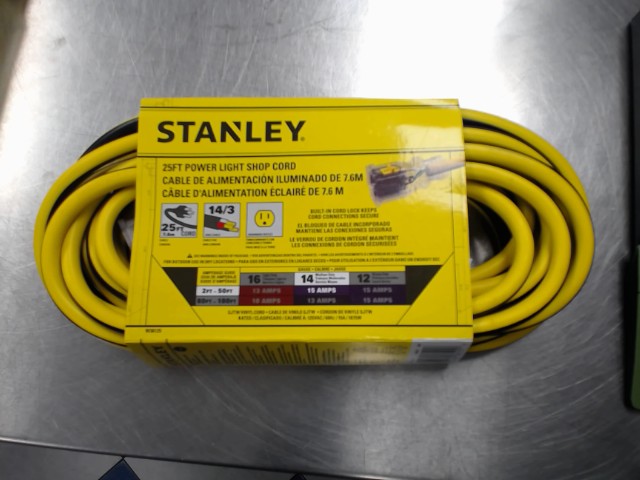 C�ble d'alimentation �clair� de 7.6m