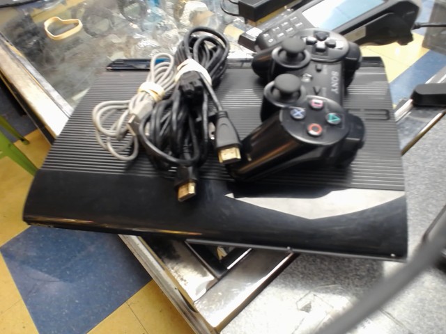 Ps3 slim avec manette