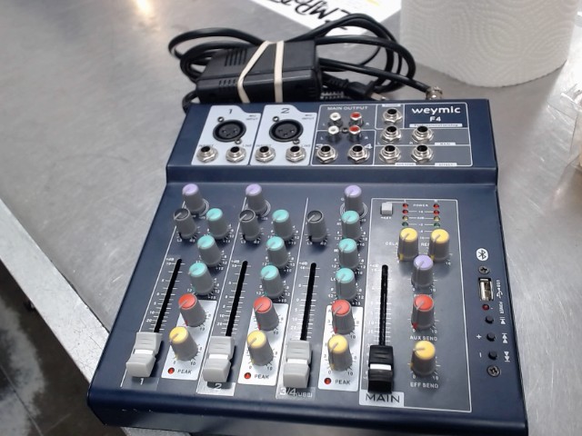 Mixer 4track+power cable