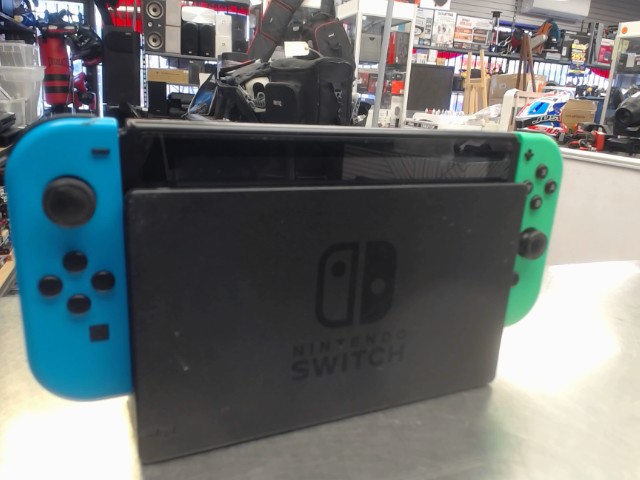 Console nintendo switch neon (no charg)