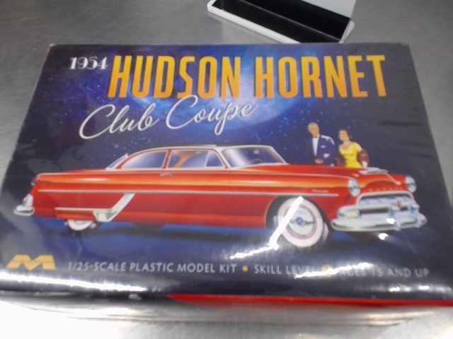1954 hudson hornet club coup� 1/25 new