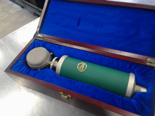 Microphone blue avec case