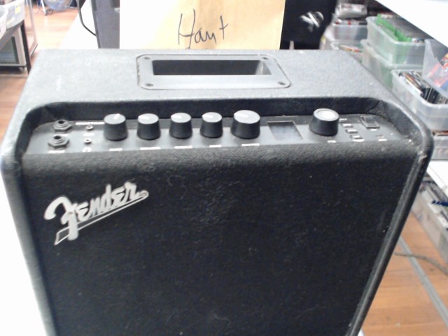Mustang lt 25 fender ampli