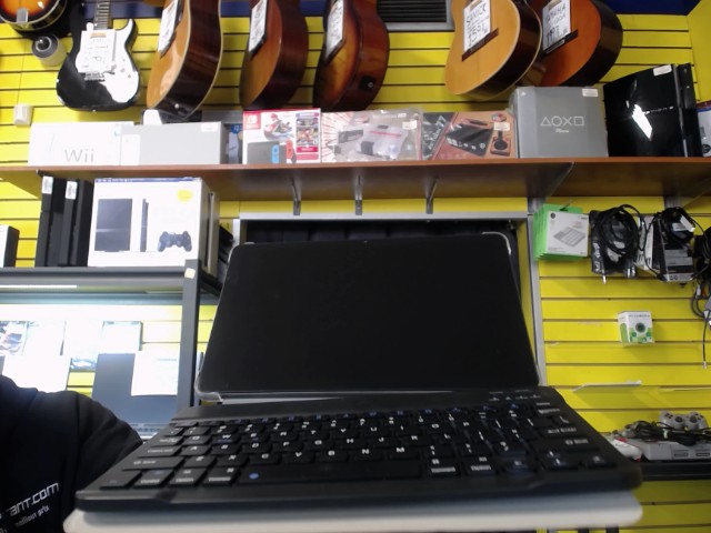 Tablette 64go avec clavier et etui+charg