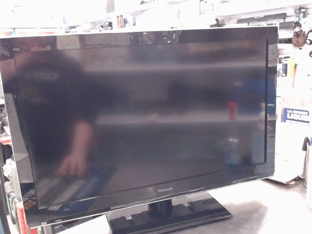 Tv 32 pouces+manette hdmi 1 defect