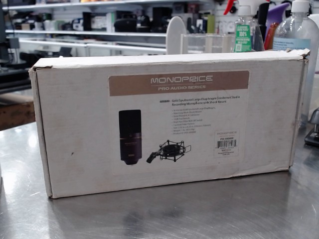 Microphone dans boite