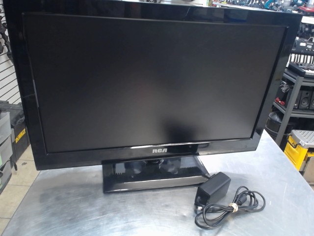 Moniteur 22'' + fil (ps)