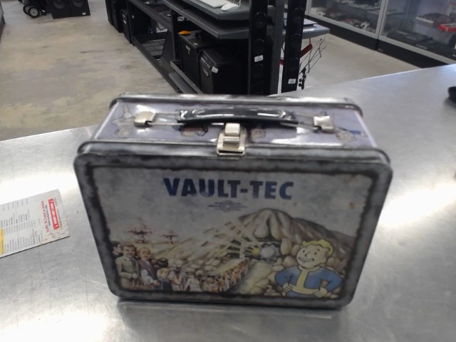 Fallout 3 collector edition lunch box