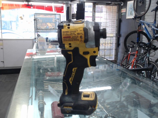 Impact driver dewalt peinture noire