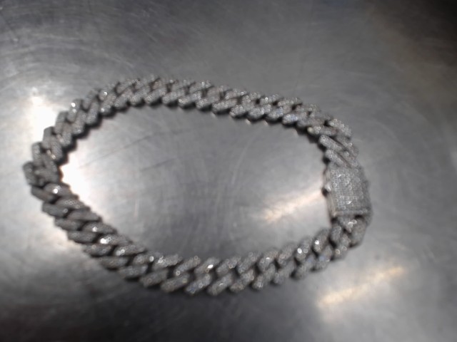 Bracelet silver orn�e de pierres