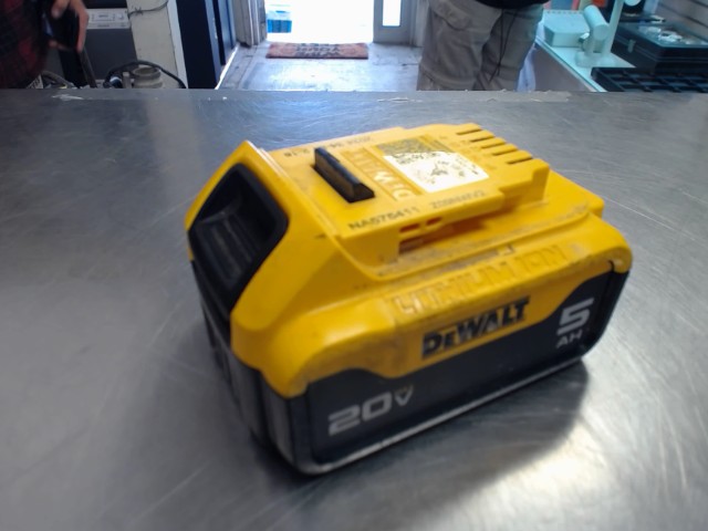 Batterie dewalt 5ah