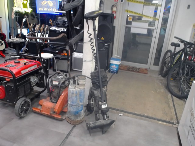 Moteur electric a bateaux