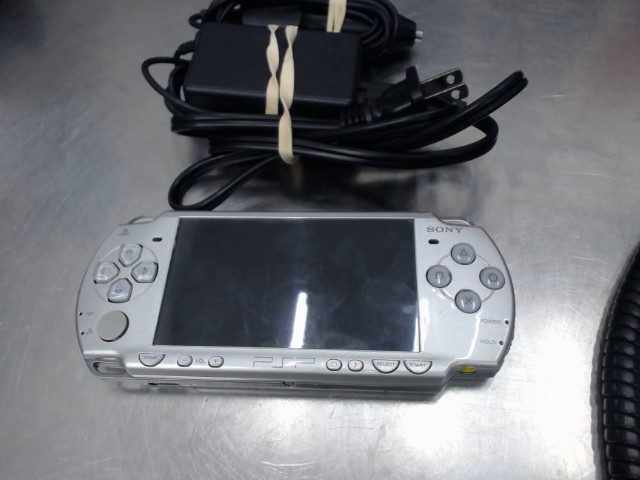 Psp silver+chargeur
