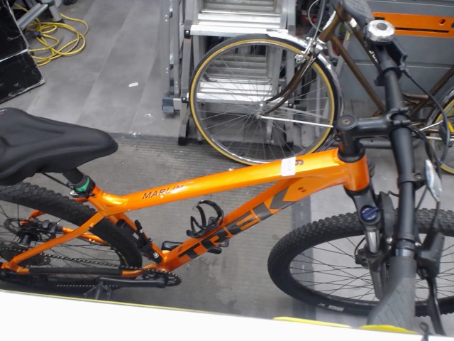 Velo de montagne merlin 6
