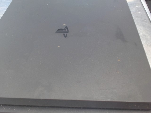 Ps4 slim