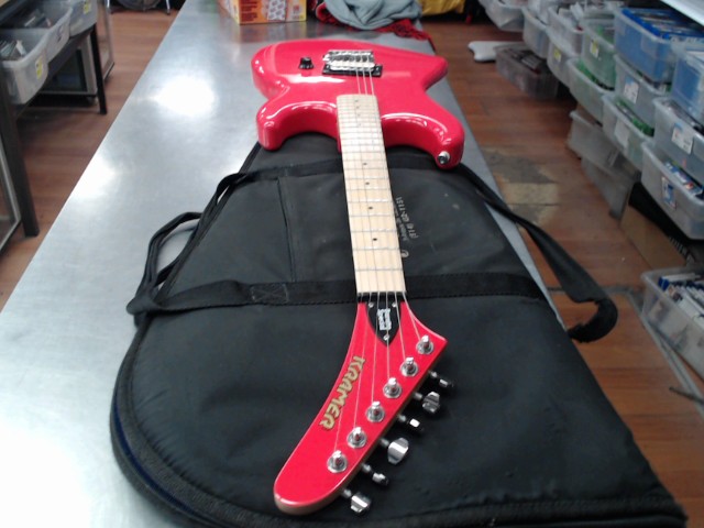Baretta special guitare electrique rose