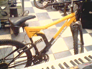 Velo jaune