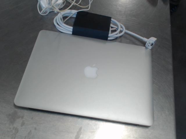 Laptop macbook air 7.2 4gomemoire