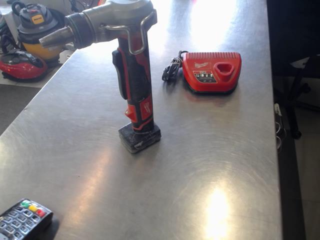 Milwaukee 2432 20 Work tools Longueuil Inventaire 3520597