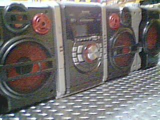 Stereo system cd + 2 subwoofer
