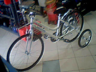 Velo de ville gris et bleu