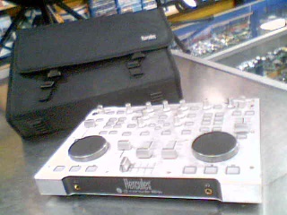 Dj mixer hercules  (e303)