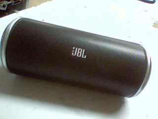 Haut parleur bluetooth jbl flip 4