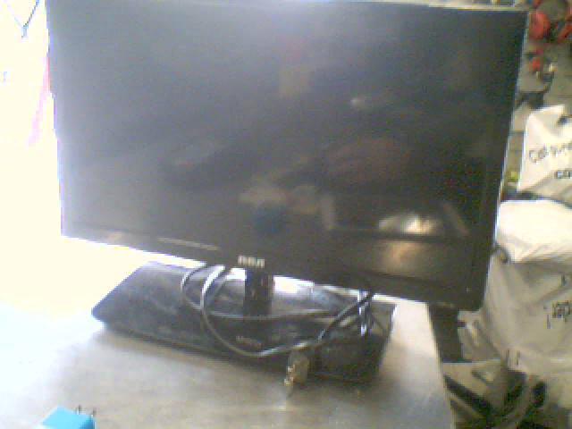 Tv boite 19po rca +man et accc