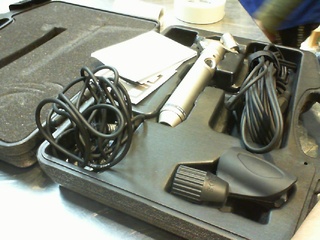 Kit de microphone en case brand new