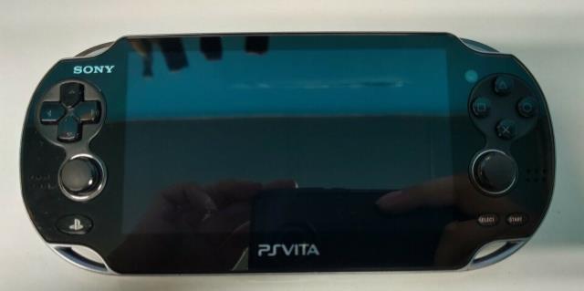 Ps vita + power + game