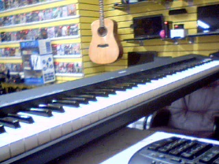 Yamaha portable grand 76 key synt+stand