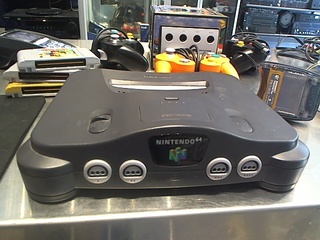 Console n64 avec power suply et video