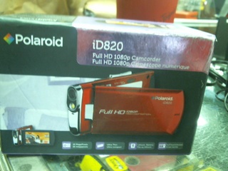Camera video polaroid id820