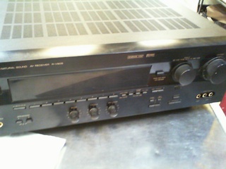Yamaha r-v905 natural sound av receiver