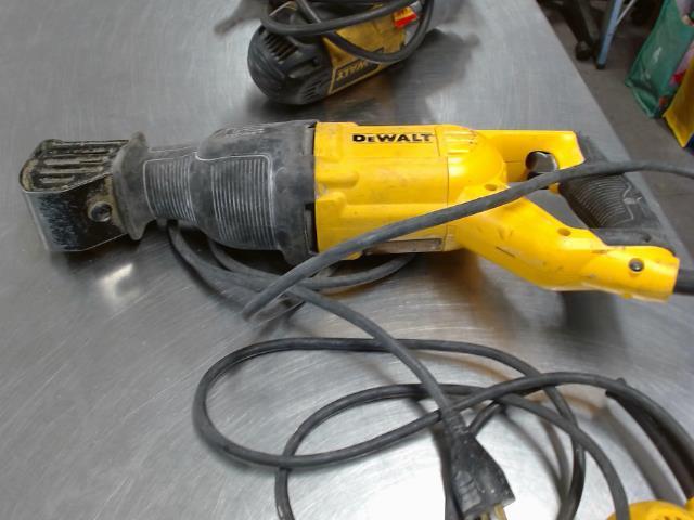 Reciprocating saw dewalt