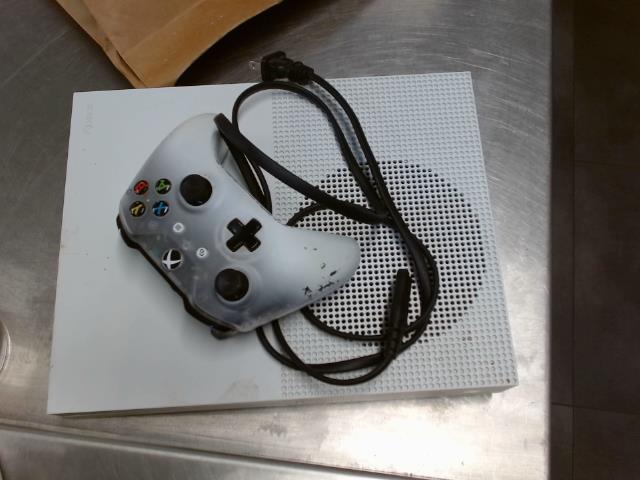 Xbox one 1st gen + fils + manette