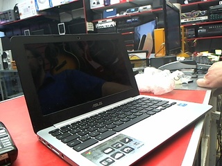 Asus chromebook avec chargeuyr