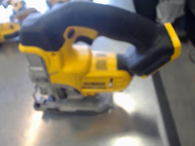 Dewalt scie sauteuse cordless dcs 331