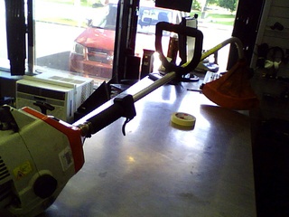 Weed eater au gaz